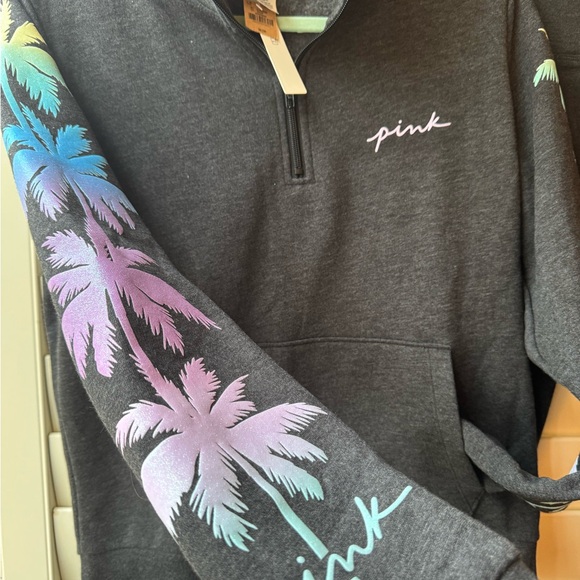 PINK Victoria's Secret Gray Palm Tree Set NWT (leggings missing tag) - Picture 3 of 4